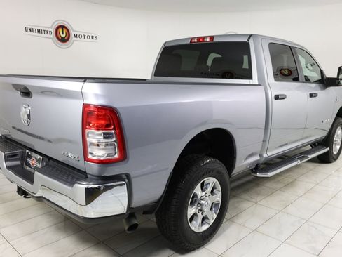 Used 2024 RAM 2500 Big Horn AWD/4WD image 3