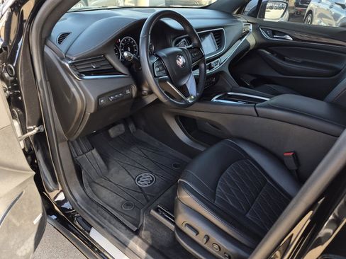Used 2023 Buick Enclave Avenir w/ Avenir Technology Package image 13