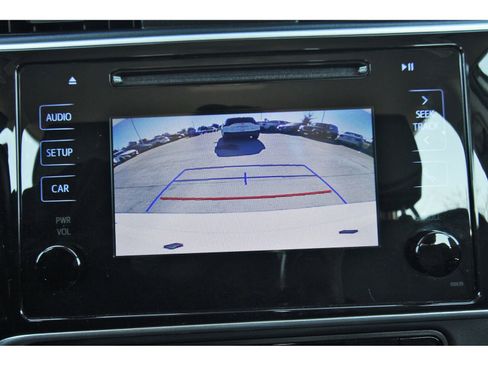 Used 2019 Toyota Corolla L image 25