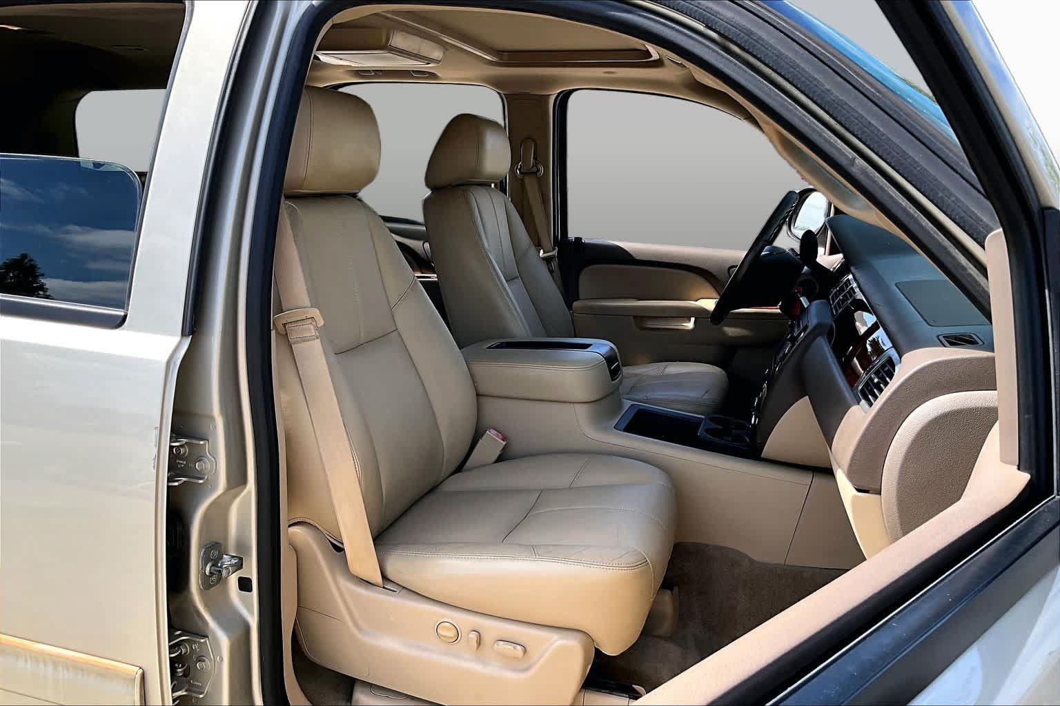 Used 2013 Chevrolet Tahoe LT RWD image 8