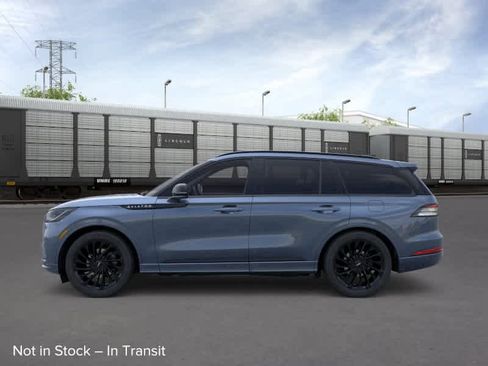 New 2026 Lincoln Aviator Reserve AWD/4WD image 3