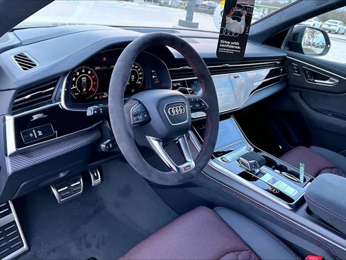 New 2026 Audi RS Q8 performance image 8