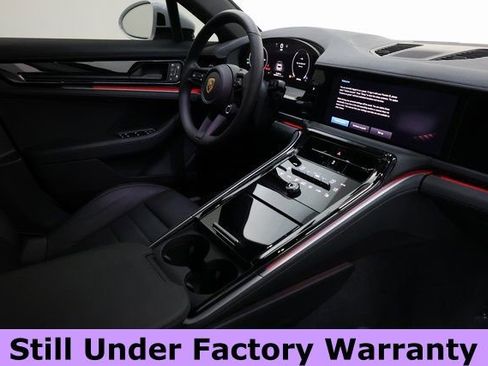 Used 2024 Porsche Panamera 4 image 15