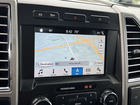Used 2017 Ford F250 Lariat w/ Lariat Ultimate Package AWD/4WD image 20