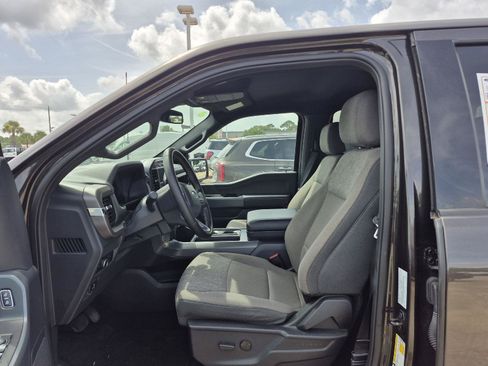 Used 2024 Ford F150 XLT w/ Mobile Office Package RWD image 2