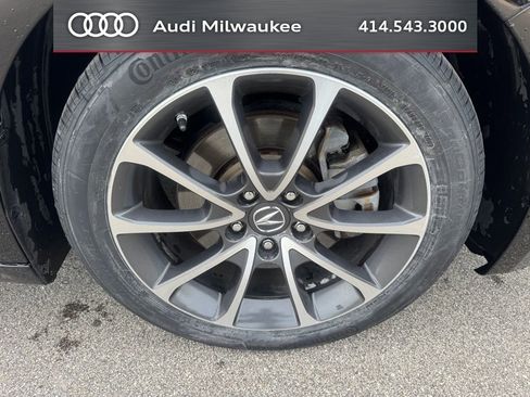 Used 2015 Acura TLX V6 w/ Technology Package image 2