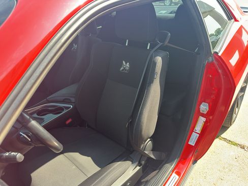 Used 2016 Dodge Challenger R/T Scat Pack RWD image 14