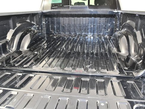 Used 2023 RAM 1500 Big Horn AWD/4WD image 49