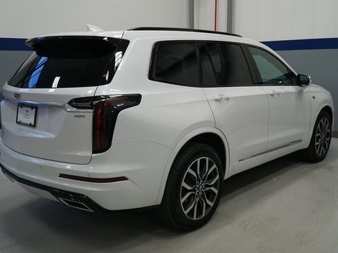 New 2025 Cadillac XT6 Sport image 6