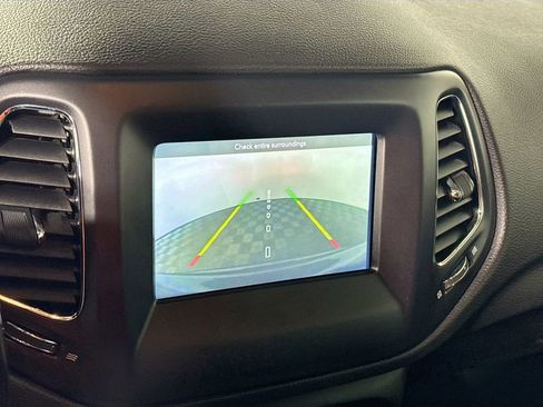 Used 2020 Jeep Compass Sport w/ Cold Weather Group image 16