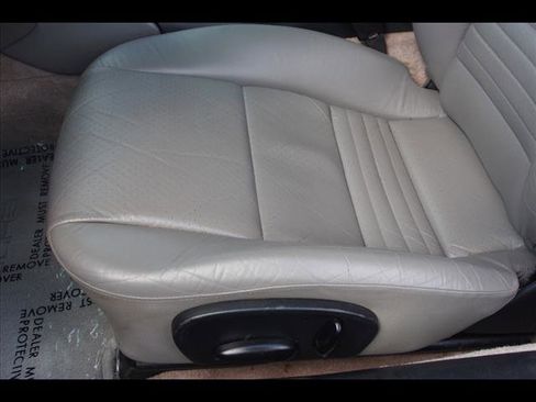 Used 2001 Porsche Boxster image 23