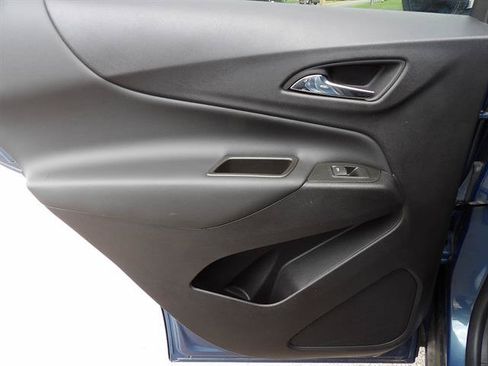 Used 2024 Chevrolet Equinox LT FWD image 25