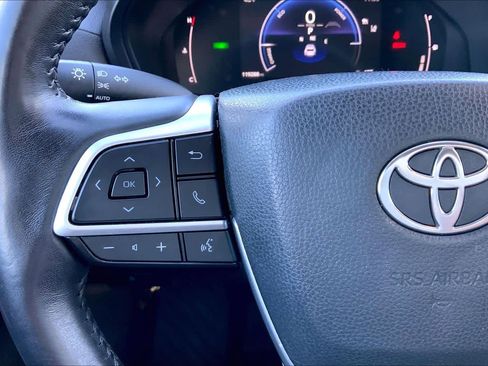 Used 2024 Toyota Grand Highlander XLE image 23