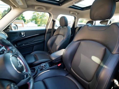 Used 2019 MINI Cooper Countryman S w/ Premium Package FWD image 23