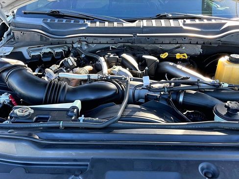 Used 2019 Ford F250 Limited w/ FX4 Off-Road Package image 30