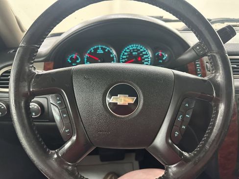 Used 2009 Chevrolet Silverado 1500 LTZ w/ Safety Package AWD/4WD image 31