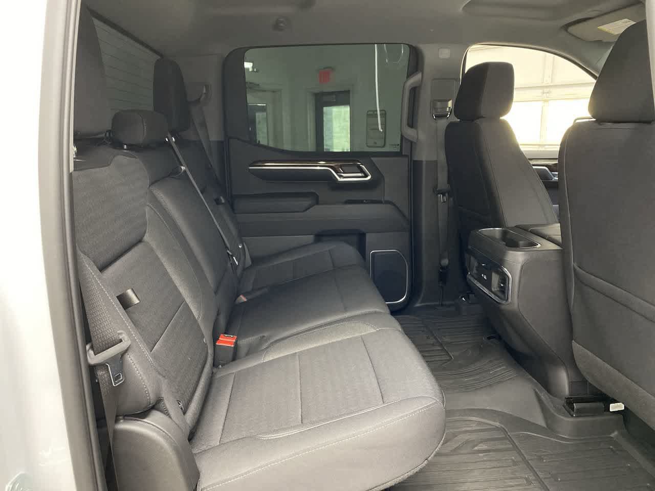Used 2023 GMC Sierra 1500 Elevation w/ X31 Off-Road Package AWD/4WD image 18