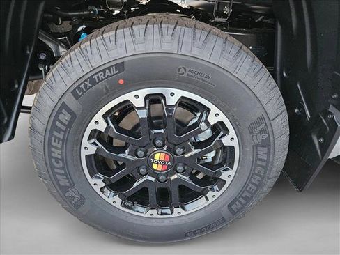 New 2026 Toyota Tundra Limited AWD/4WD image 10