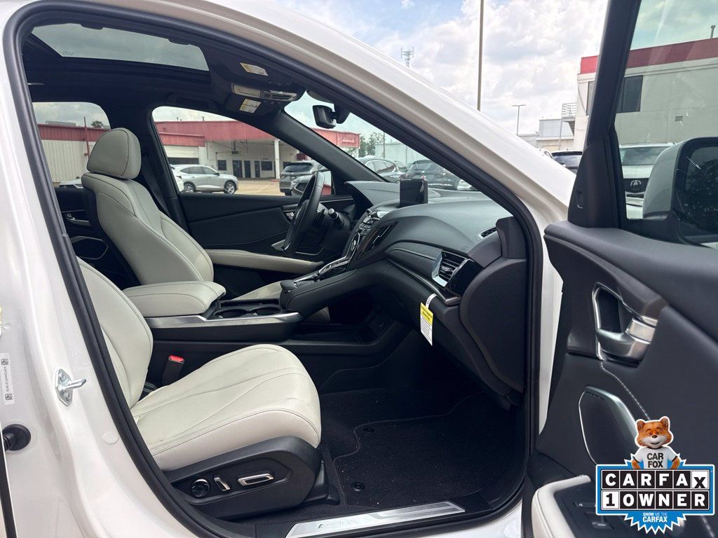 Used 2026 Acura RDX SH-AWD image 28