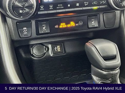 Used 2025 Toyota RAV4 XLE w/ Convenience Package AWD/4WD image 26