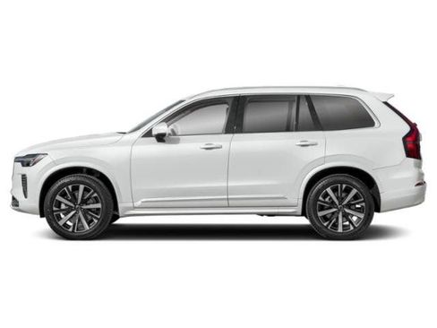 Used 2025 Volvo XC90 B6 Plus AWD/4WD image 4