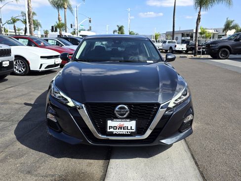 Used 2022 Nissan Altima 2.5 SV image 8