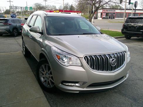 Used 2014 Buick Enclave Leather image 3