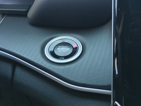 New 2026 Jeep Grand Cherokee Laredo X AWD/4WD image 29