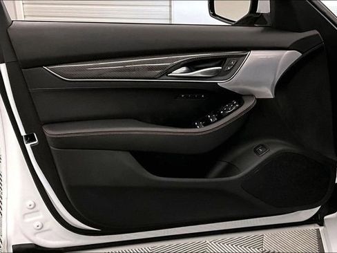 Used 2024 Cadillac CT5 V w/ Premium Package image 19