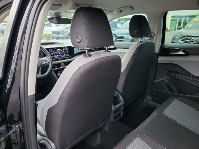 Certified 2024 Volkswagen Taos S FWD image 9