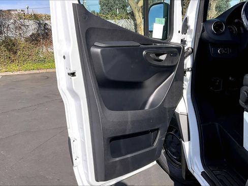 New 2026 Mercedes-Benz Sprinter 2500 image 10