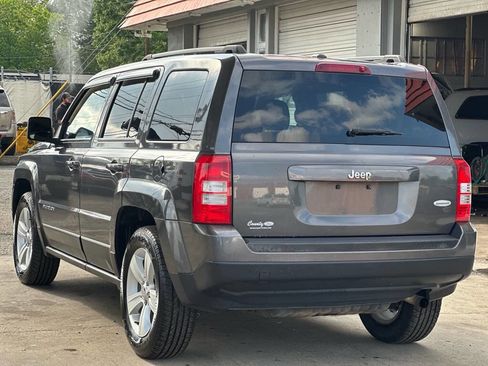 Used 2016 Jeep Patriot Latitude FWD image 8
