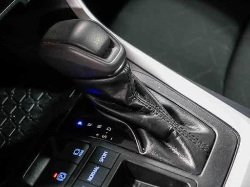 Certified 2019 Toyota RAV4 XLE image 22