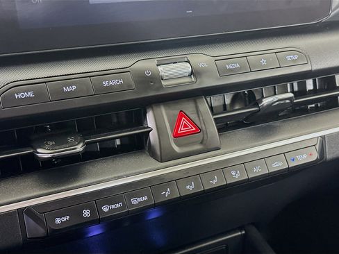 Used 2025 Kia K4 LXS image 24