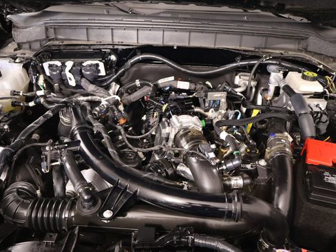 Used 2023 Ford Bronco Badlands AWD/4WD image 19