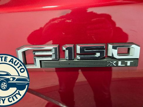 Used 2019 Ford F150 XLT w/ Equipment Group 302A Luxury image 12