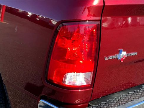 Used 2018 RAM 1500 Lone Star image 29