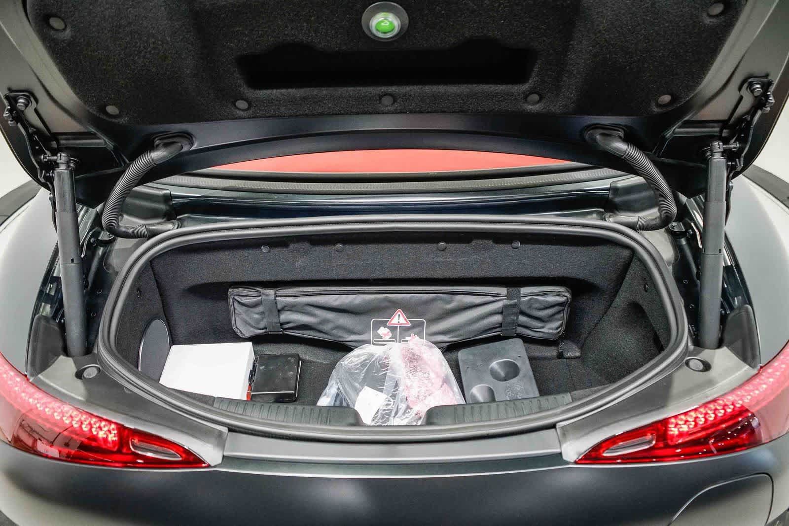 New 2026 Mercedes-Benz SL 63 AMG S e Performance 4MATIC image 11