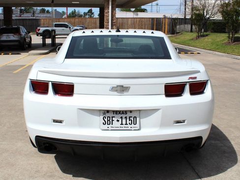 Used 2011 Chevrolet Camaro LT w/ RS Package image 6