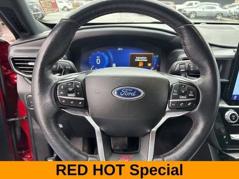 Used 2024 Ford Explorer ST w/ Equipment Group 401A AWD/4WD image 16