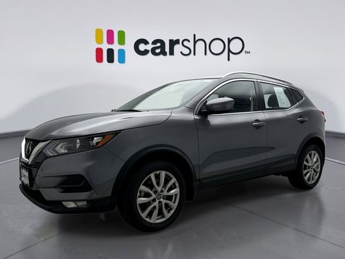 Used 2022 Nissan Rogue Sport SV image 1