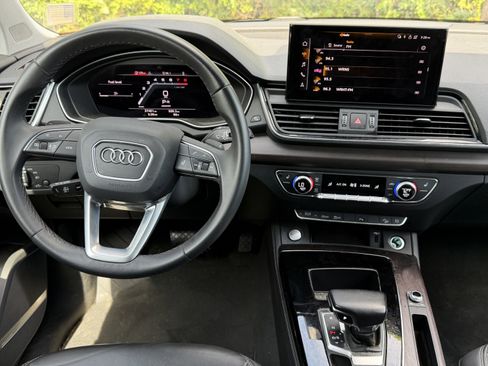 Used 2023 Audi Q5 2.0T Premium Plus w/ Premium Plus Package AWD/4WD image 7