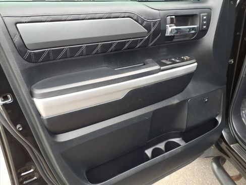 Certified 2017 Toyota Tundra Platinum image 8