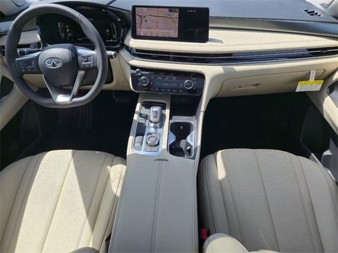 Certified 2025 INFINITI QX60 Luxe image 9