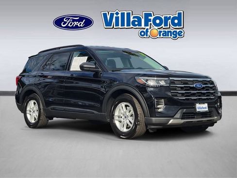 Used 2026 Ford Explorer Active RWD image 1