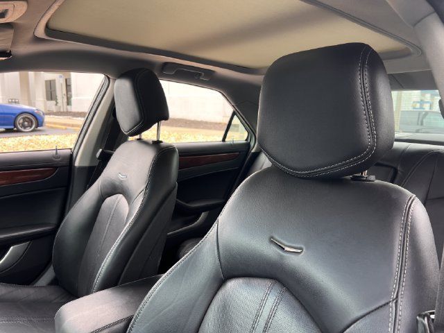 Used 2012 Cadillac CTS Luxury RWD image 12