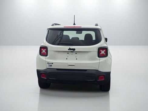 Used 2023 Jeep Renegade Altitude w/ Convenience Group I AWD/4WD image 6