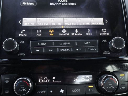 Used 2023 Nissan Titan PRO-4X w/ Pro-4x Convenience Package image 35