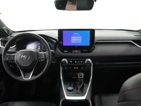 Used 2025 Toyota RAV4 XSE w/ Weather Package AWD/4WD image 16