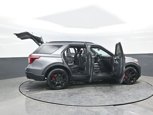 Used 2023 Ford Explorer ST w/ Technology Package image 38